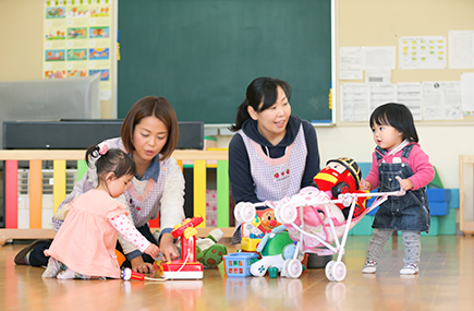 鶴川保育園 どんぐりはうす フェリシアこども短期大学